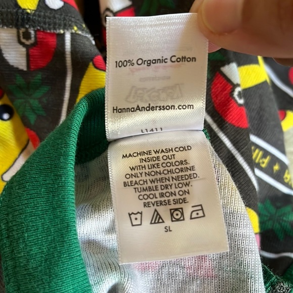 Hanna Andersson Pokémon Holiday PJ Set - Picture 5 of 16